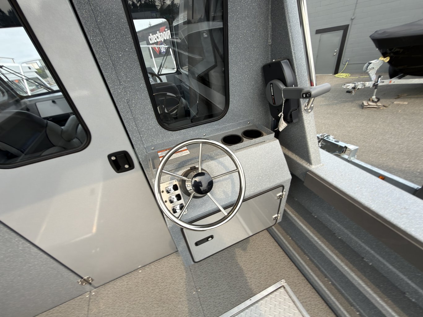 2026 KingFisher 2425 Escape ET HT