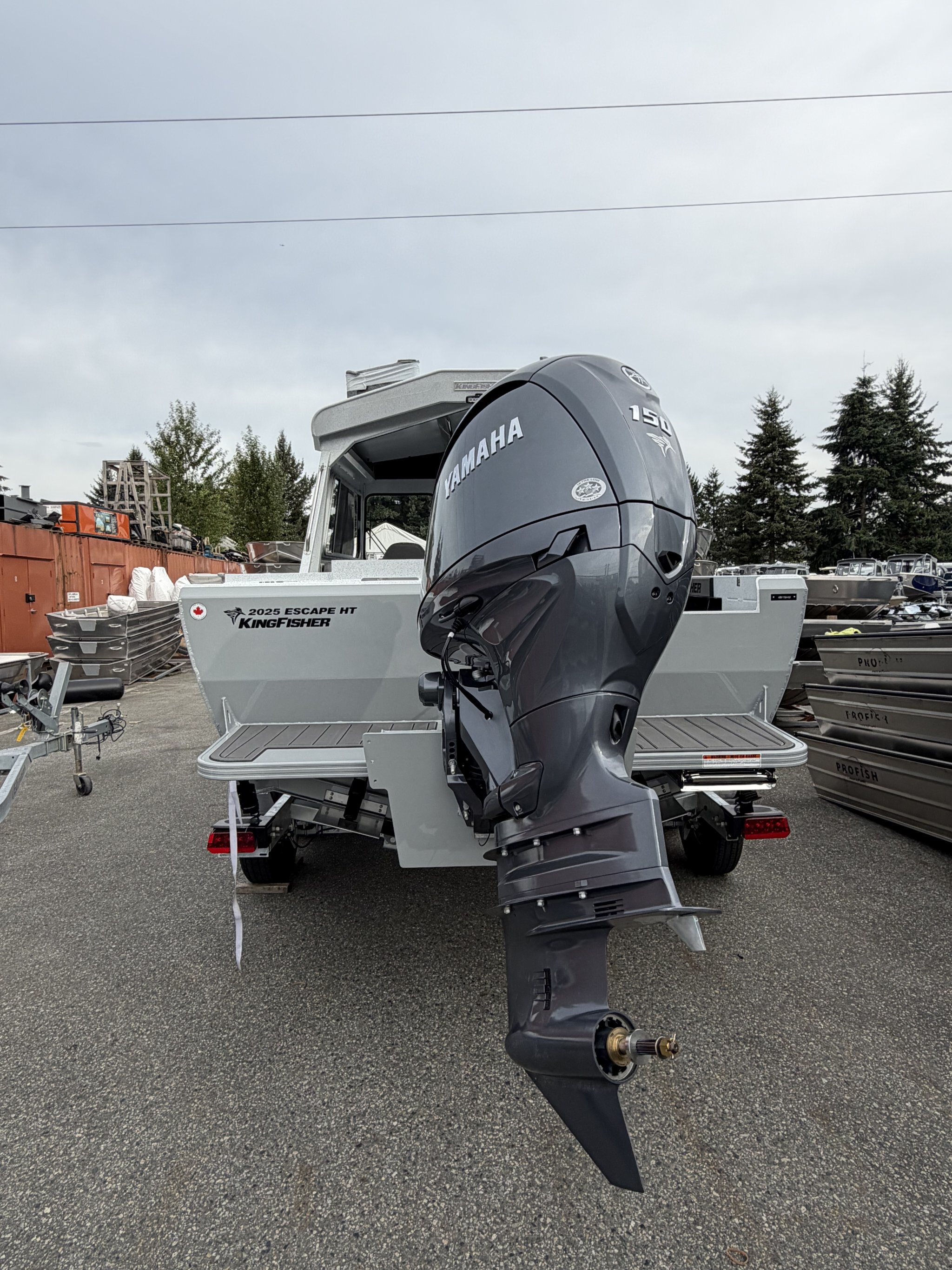 2026 Kingfisher 2025 Escape HT Drop Curtain
