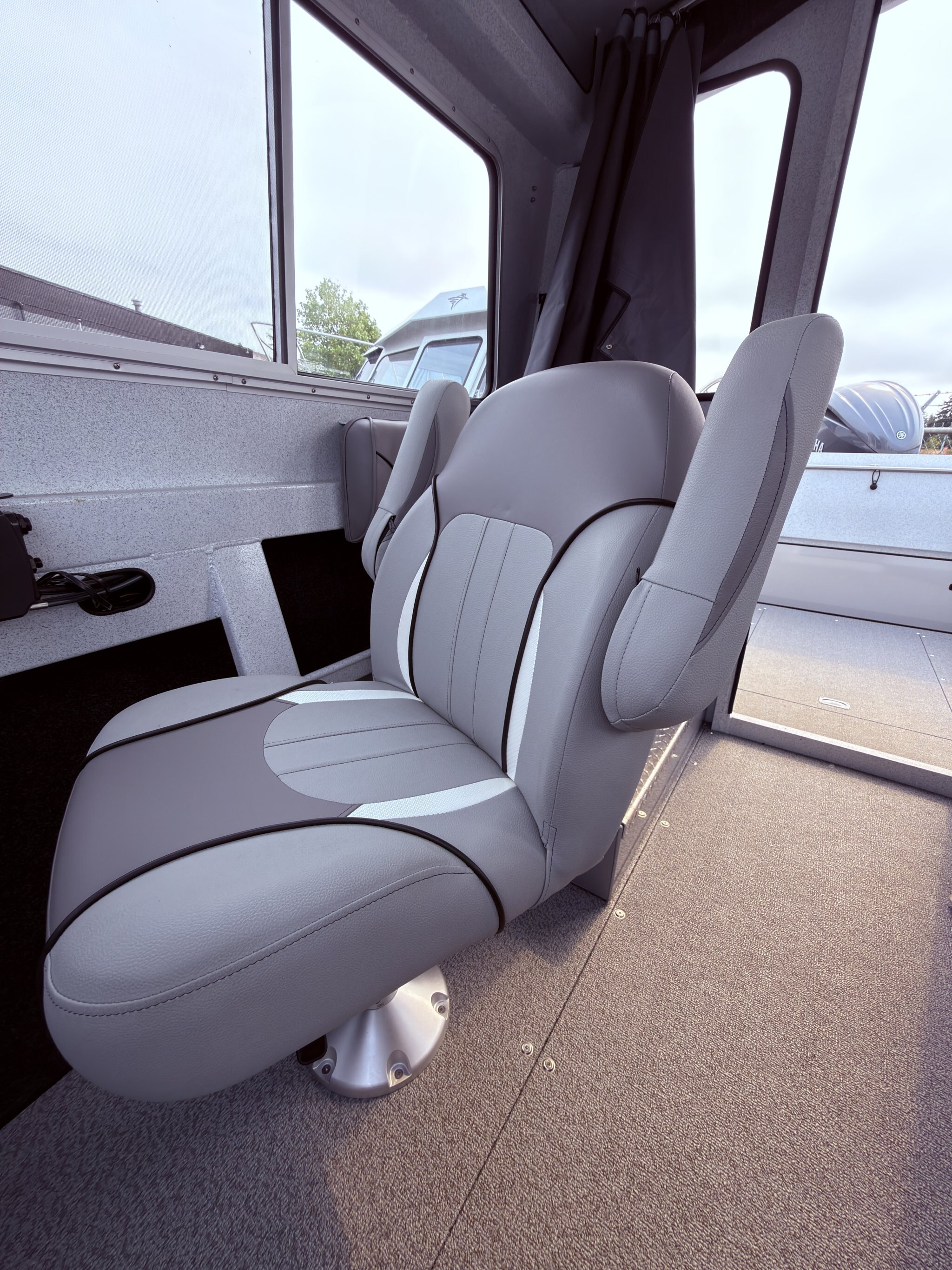 2026 Kingfisher 2025 Escape HT