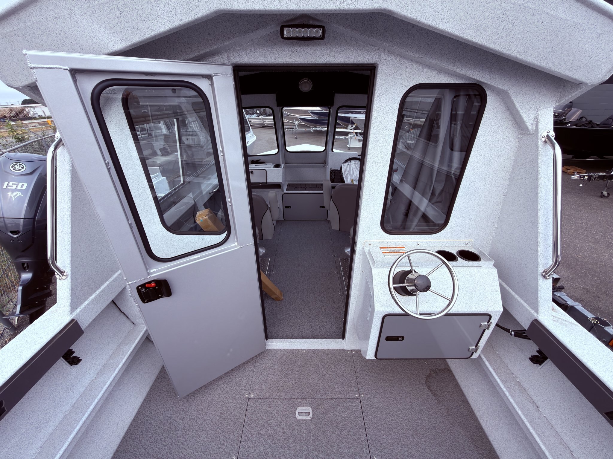 2026 Kingfisher 2025 Escape HT