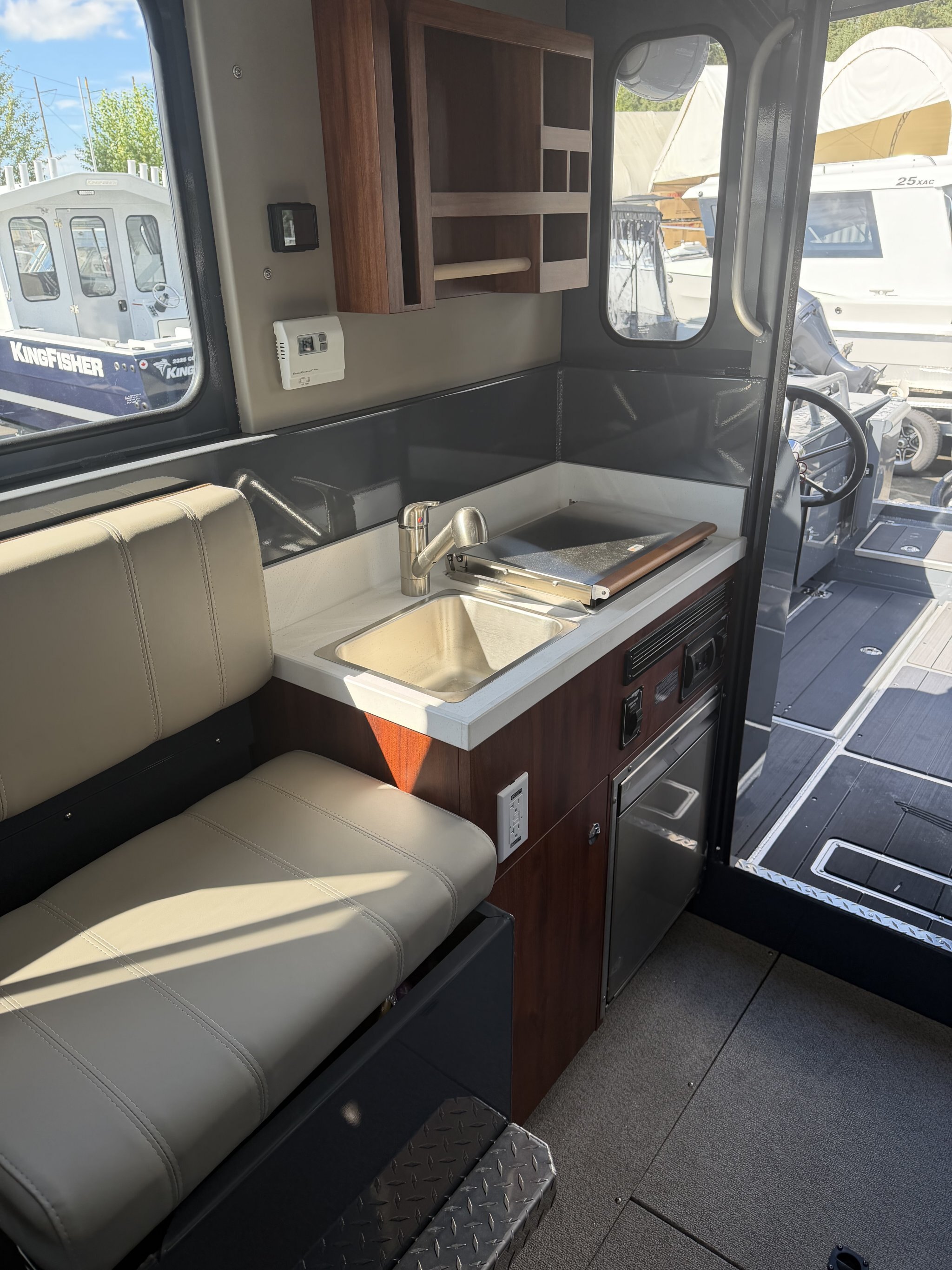 2026 Hewescraft 270 Pacific Explorer
