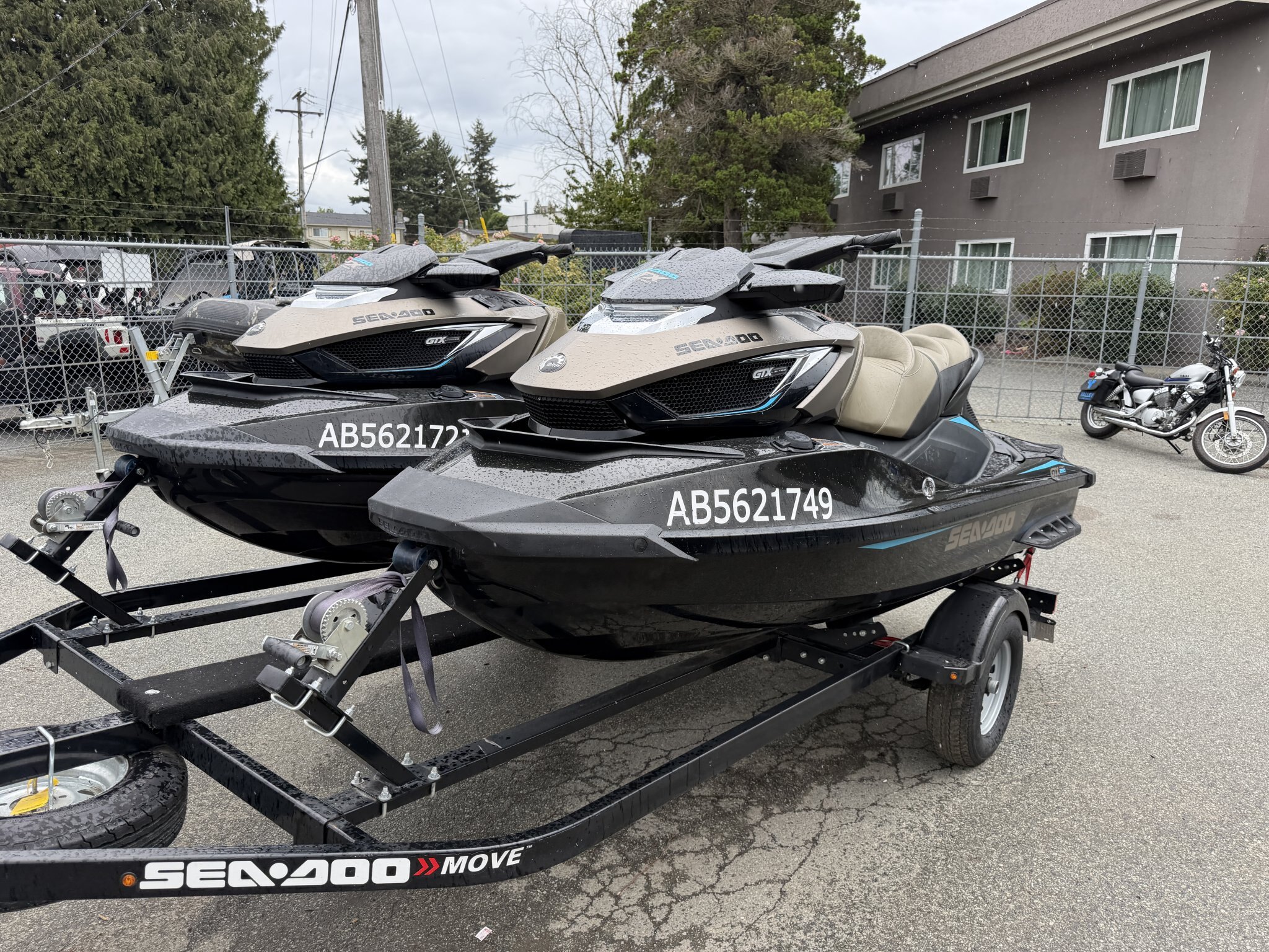 2x 2017 SeaDoo GTX Limited 260 w/DBL Trailer