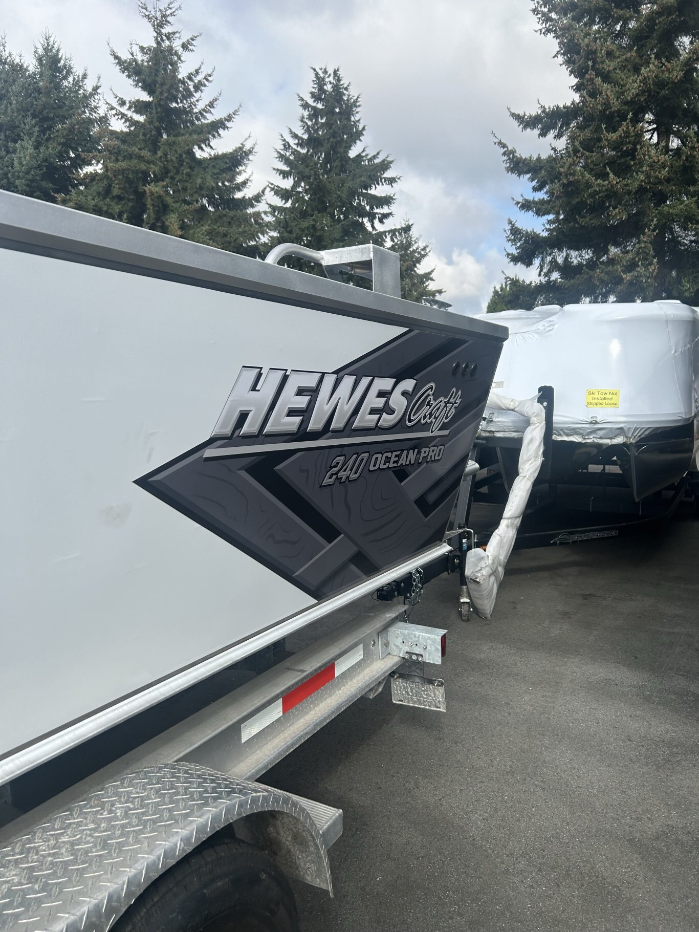 2027 Hewescraft Ocean Pro 240 OP ET HT