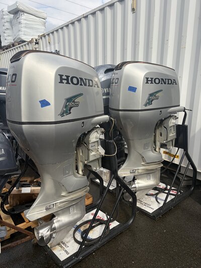 2001 Honda Twin 200Hp Oputboards
