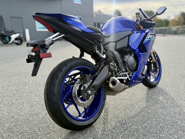 DEMO 2026 Yamaha YZF R7 Team Yamaha Blue