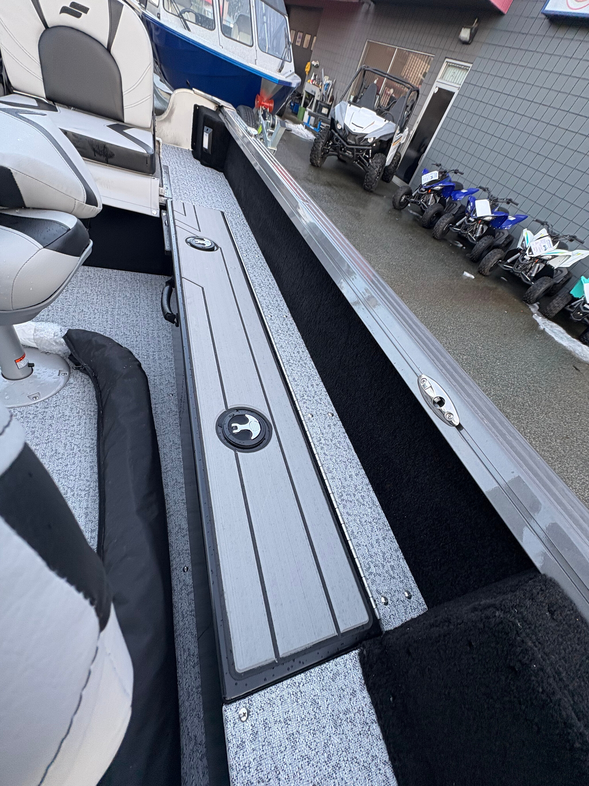 2025 Starcraft Storm 17 DC