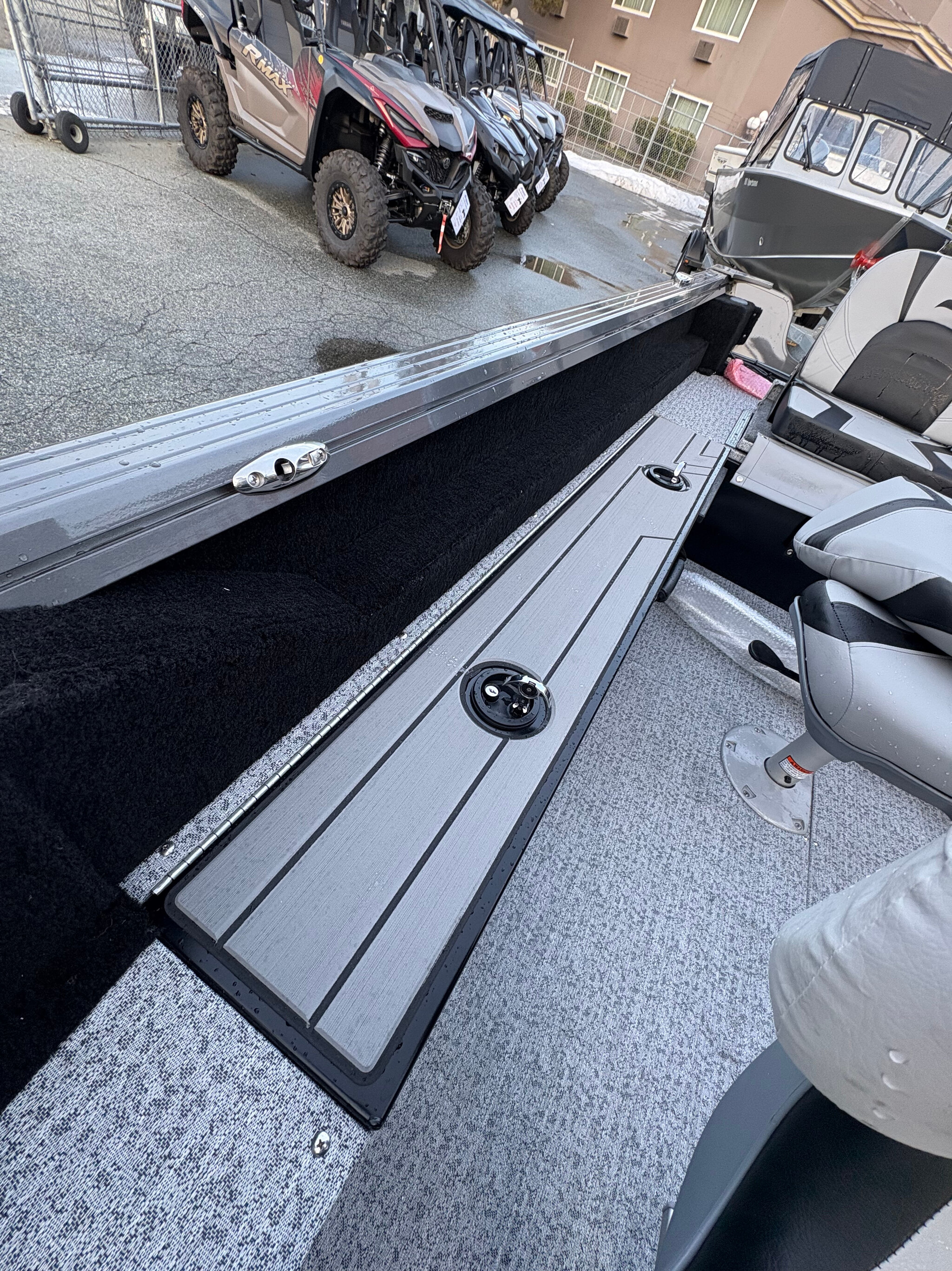 2025 Starcraft Storm 17 DC