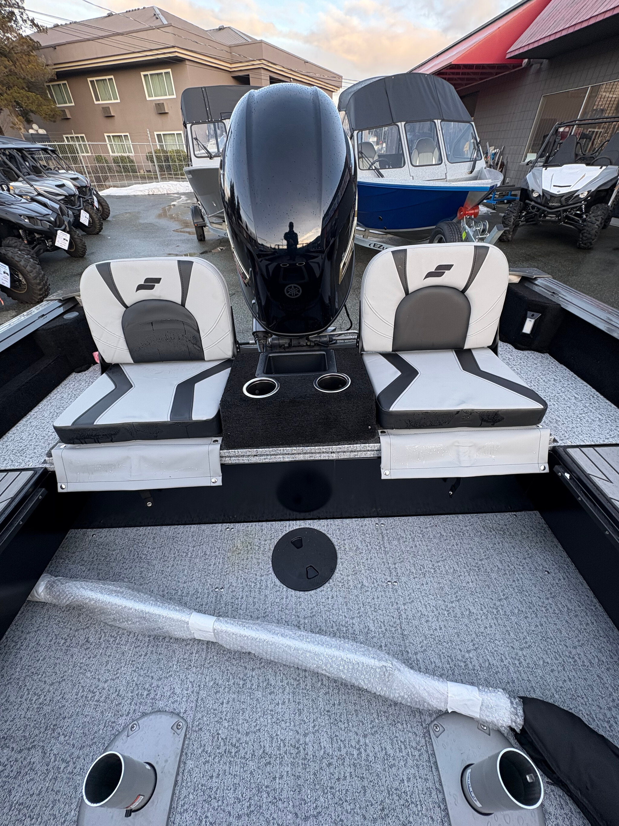 2025 Starcraft Storm 17 DC