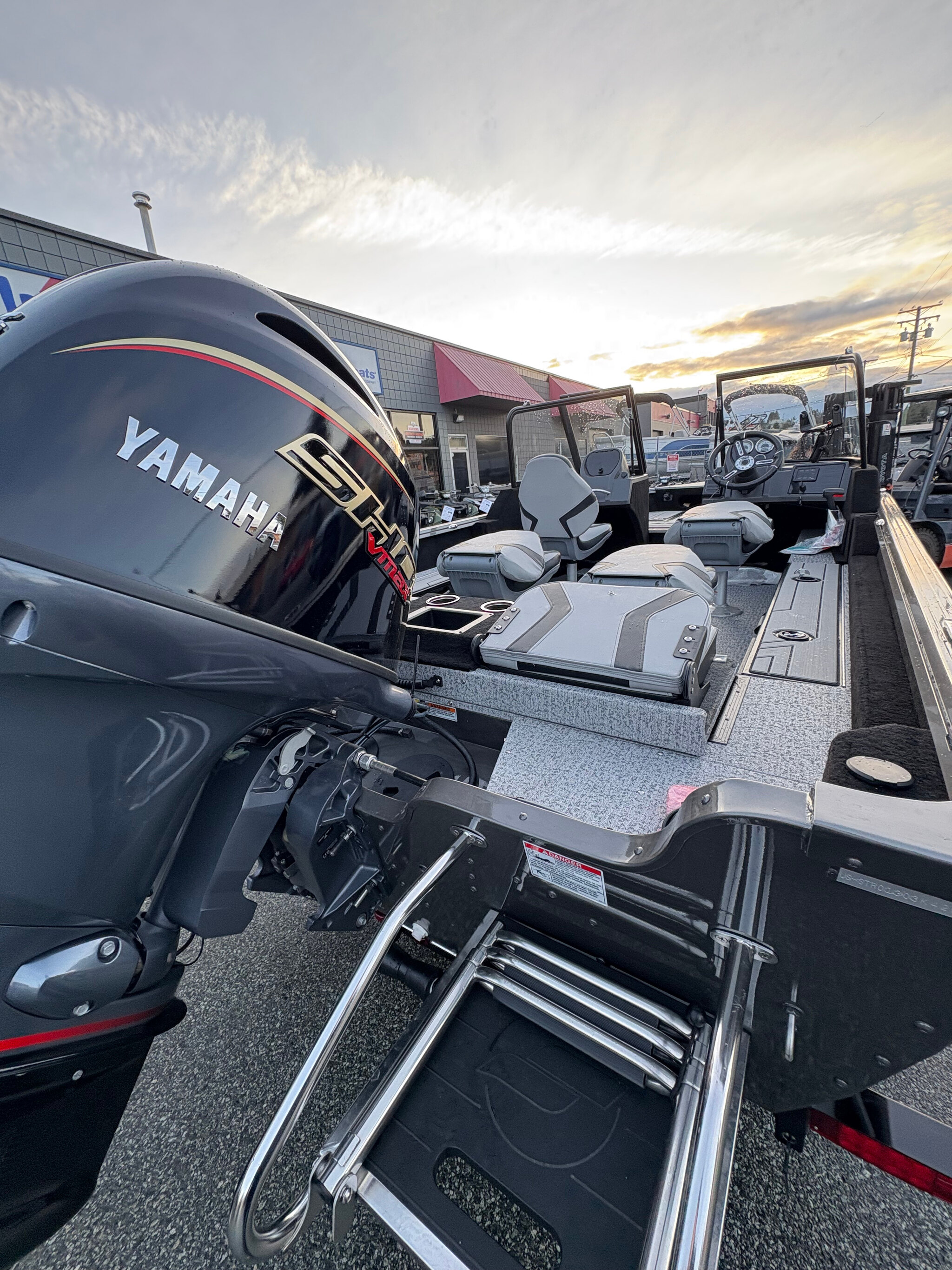 2025 Starcraft Storm 17 DC