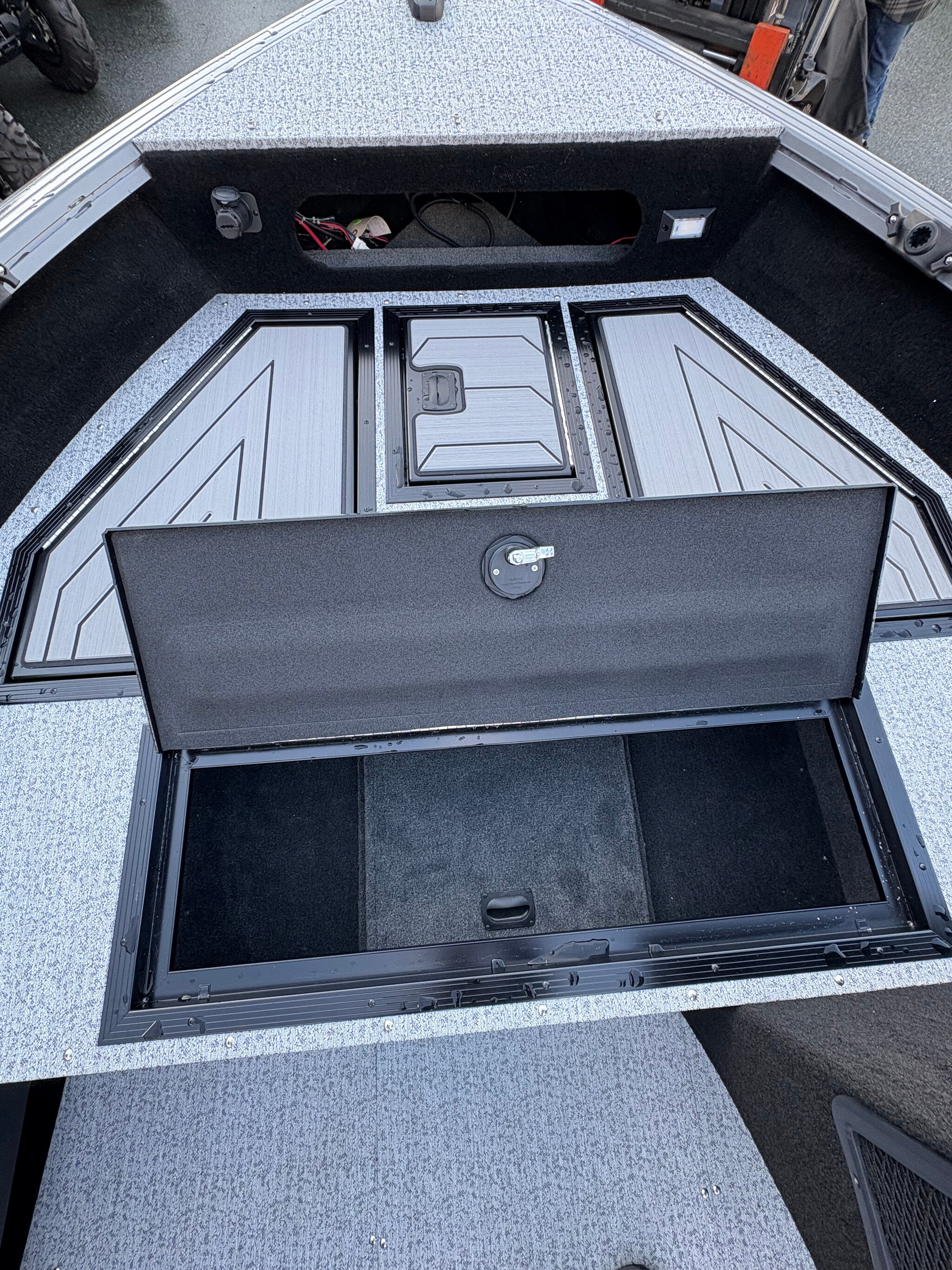 2025 Starcraft Storm 16 SC