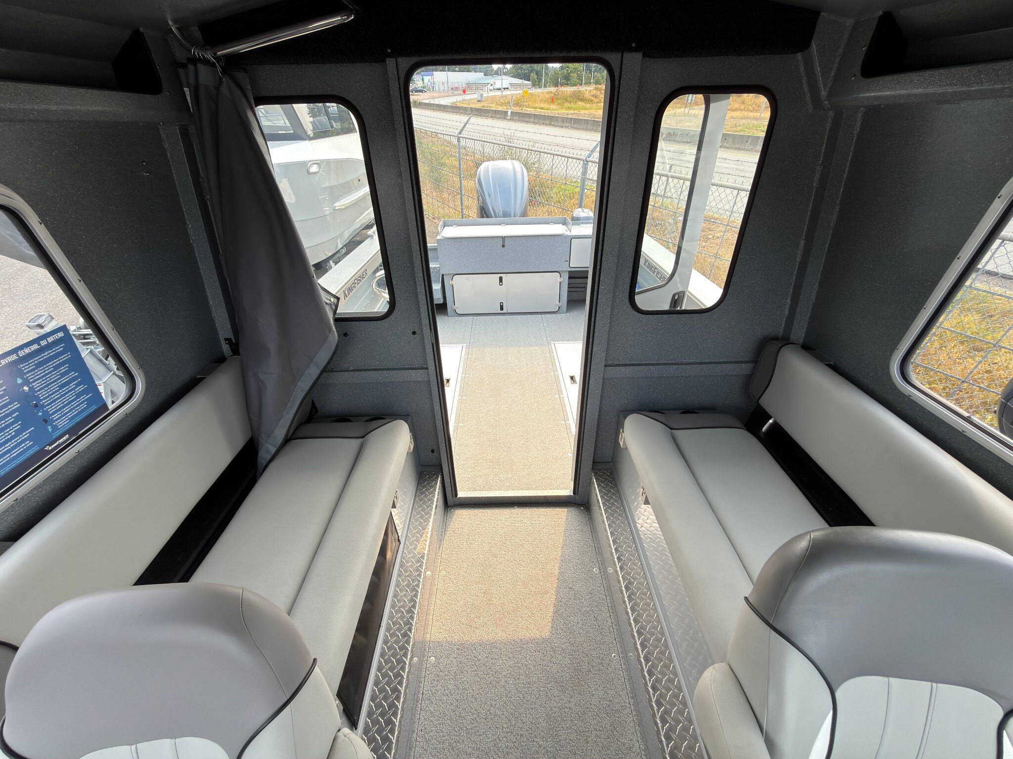 2026 KingFisher 2425 Escape ET HT