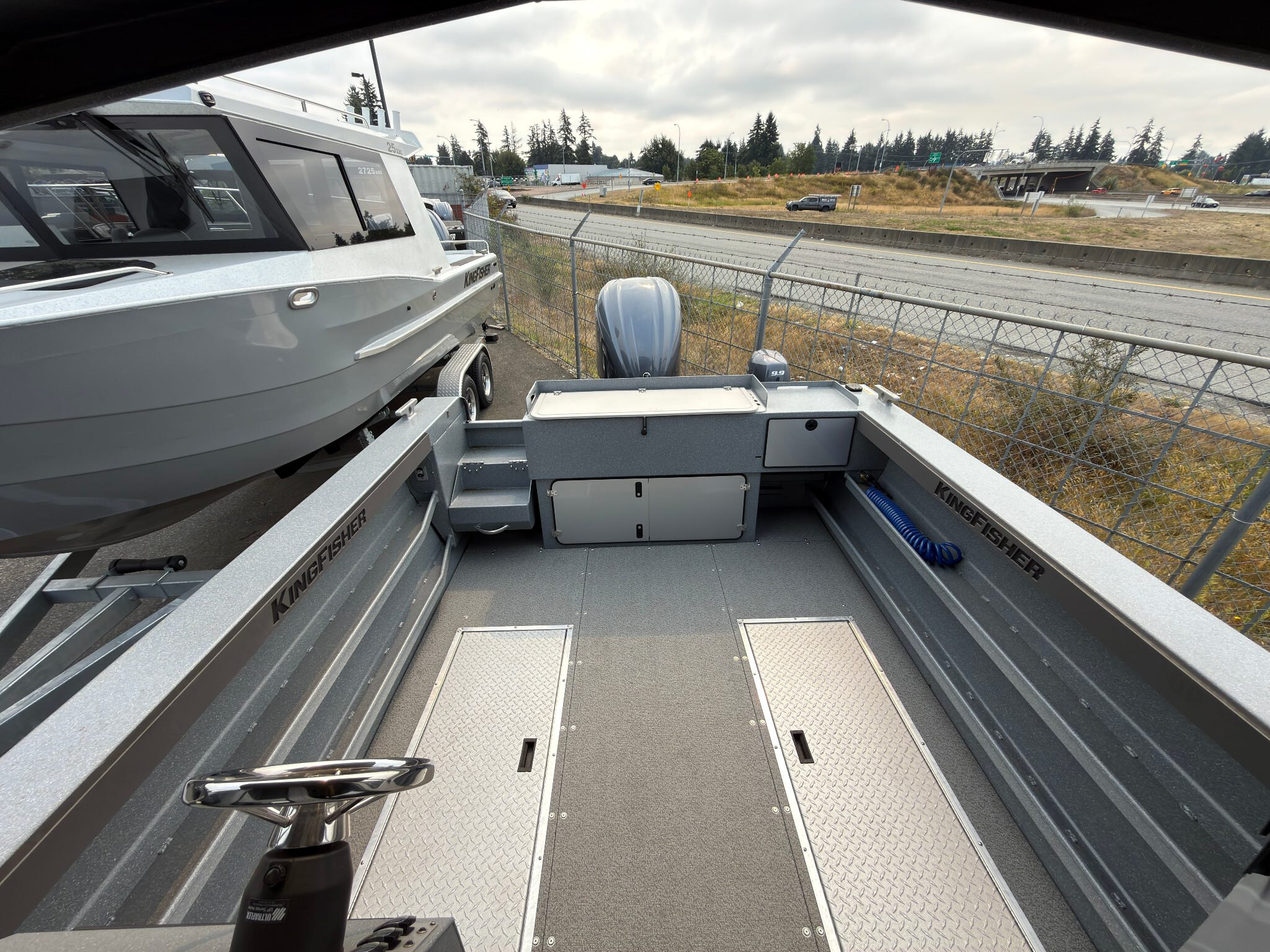 2026 KingFisher 2425 Escape ET HT