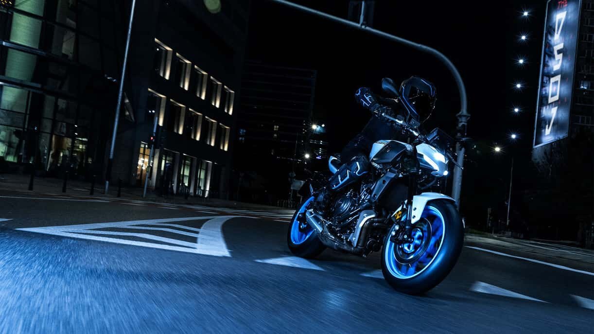 2025 Yamaha MT 07 Matte Raven Black