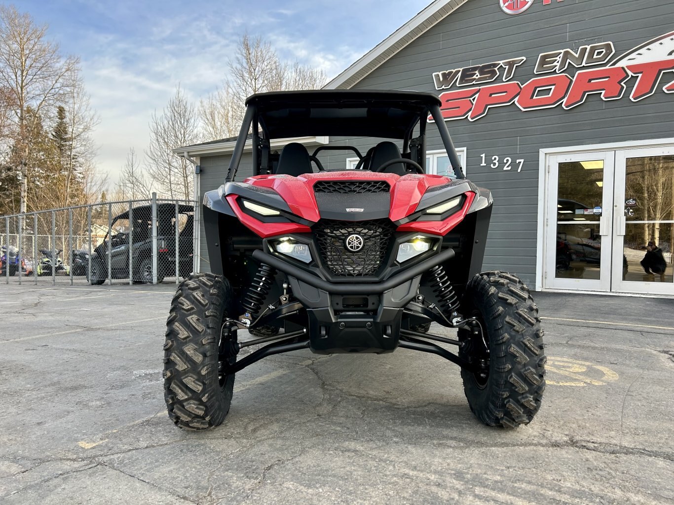 Spécifications du Yamaha WOLVERINE RMAX4 1000 Compact R 2025