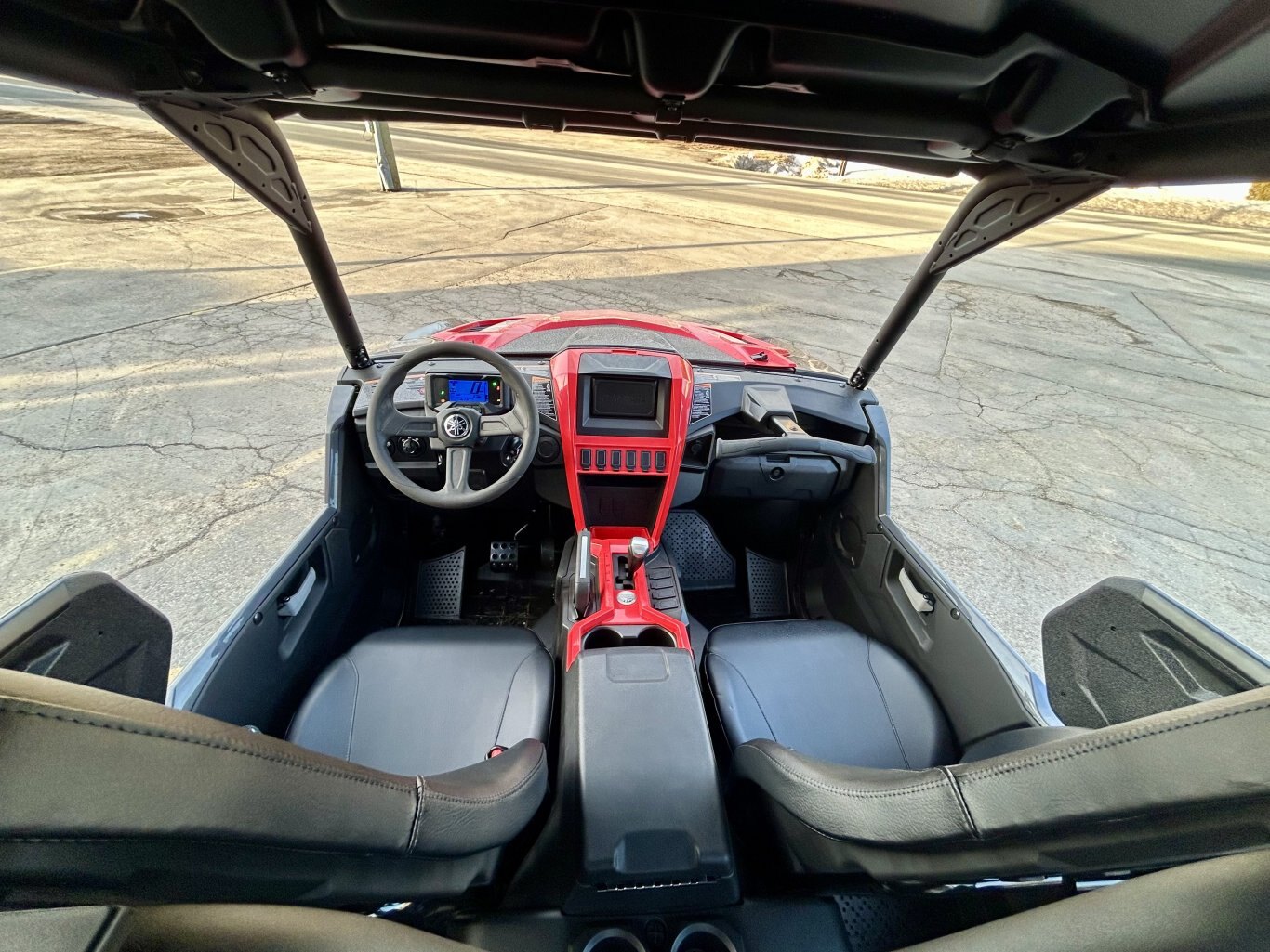 Spécifications du Yamaha WOLVERINE RMAX4 1000 Compact R 2025