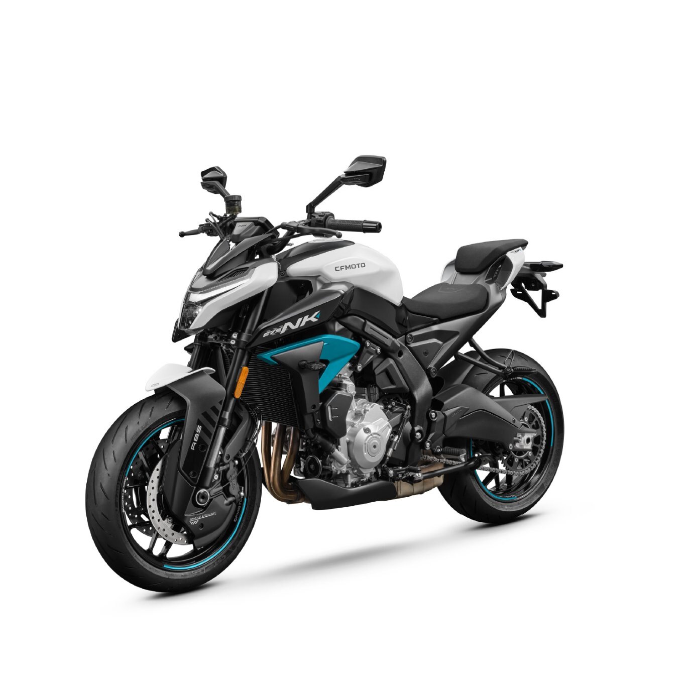 2026 CFMOTO 675NK Glacier White