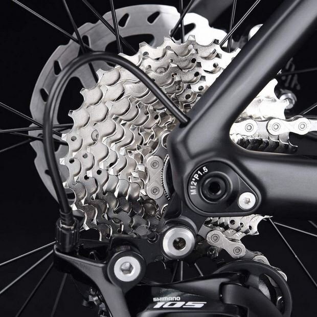 Vélo de route SAVA AURORA Disc 7.1 en carbone 2023 22 vitesses / noir