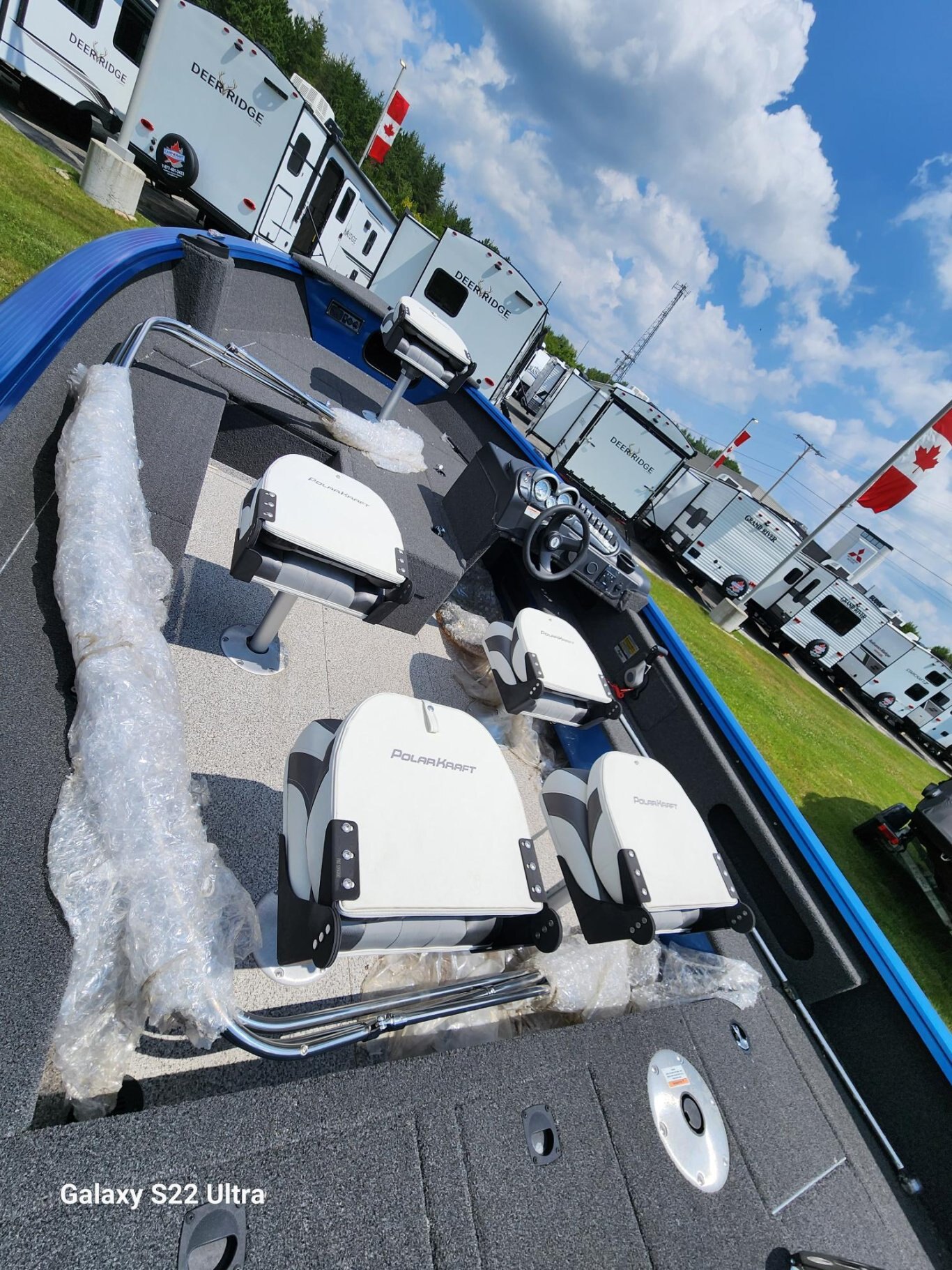 2023 Grand river 17 SC