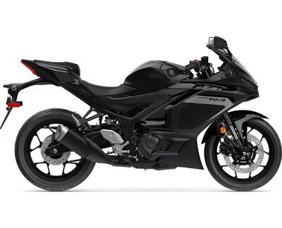 2025 Yamaha YZF-R3 Noir furtif mat