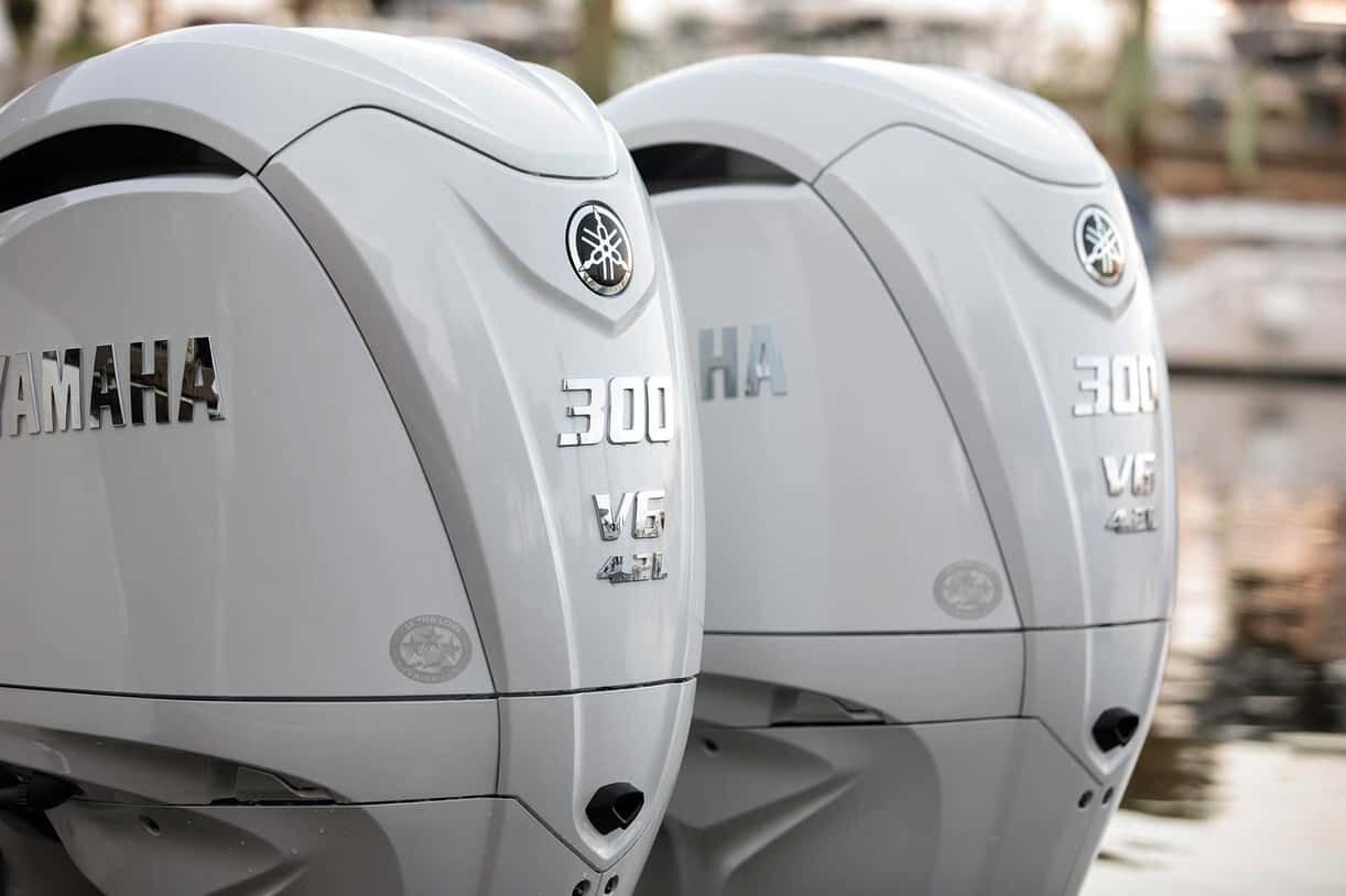 Yamaha F300 blanche 2025