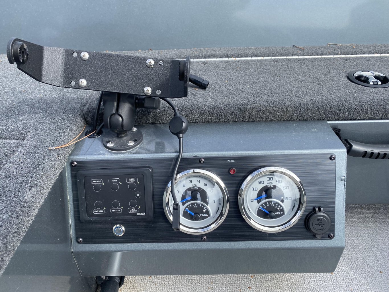 2023 NEW NON CURRENT STARCRAFT STORM T 166 PRO LIVEWELL, BILGE, NAV LIGHTS, TONS OF STORAGE AND MINN KOTA POWERDRIVE WITH I PILOT INCLUDED! ALL IN PRICE $28995 PLUS TAX AND LICENSE!