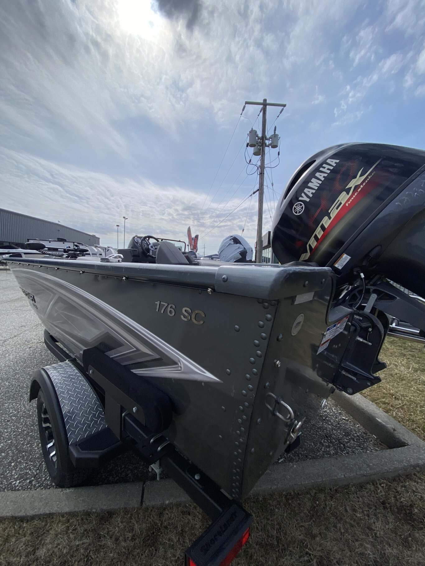 2023 NEW NON CURRENT STARCRAFT STORM 176 SC POWERED BY 115HP YAMAHA VMAX SHO CLEARANCE PRICE $41995 ALL IN PRICE PLUS TAX AND LICENSE!!