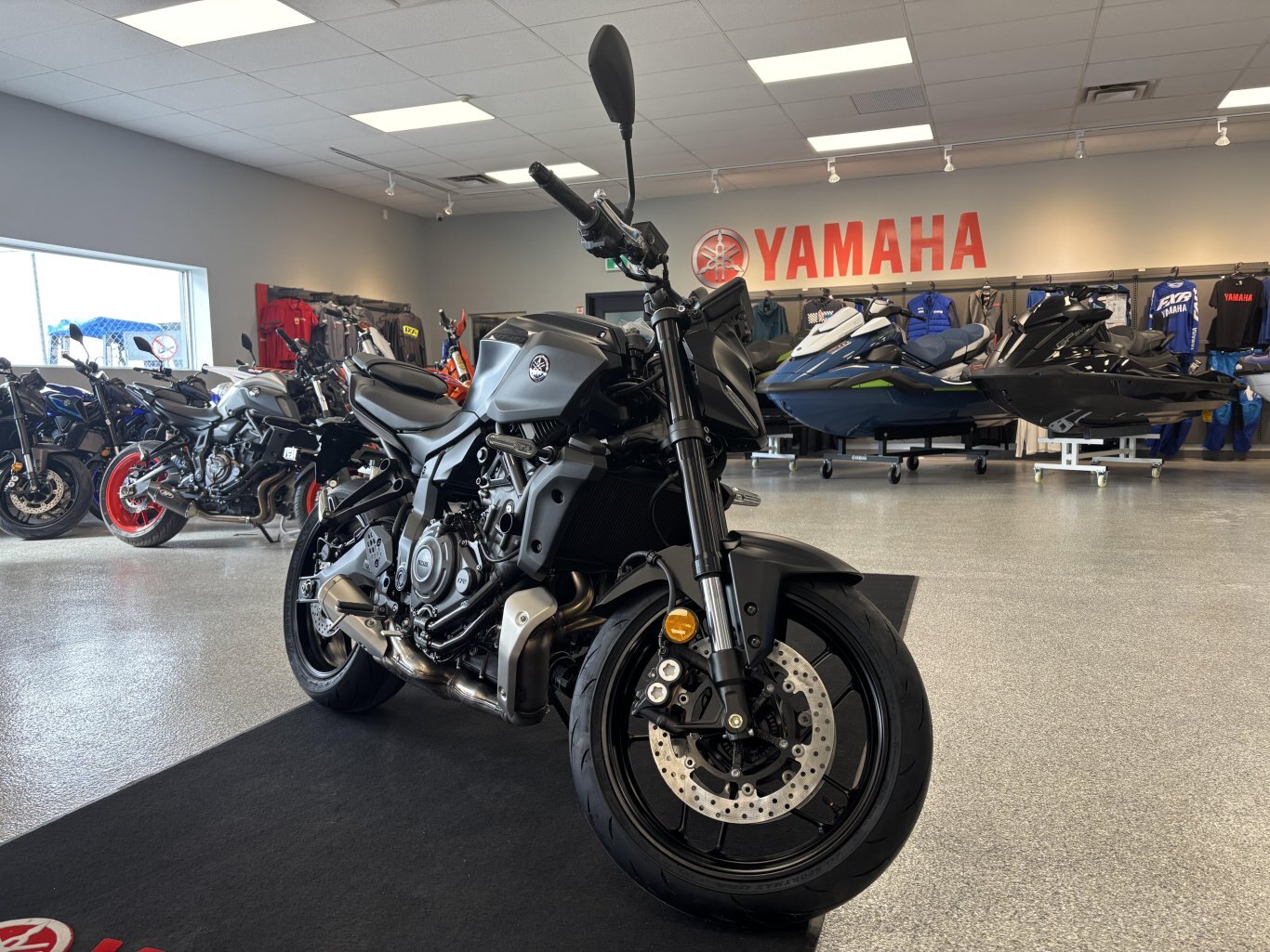 NEW 2025 YAMAHA MT 07 . CHOOSE EITHER $750 CASH REBATE OR FINANCING STARTING AT 1.99% ! PRICE PLUS TAX AND LICENSING