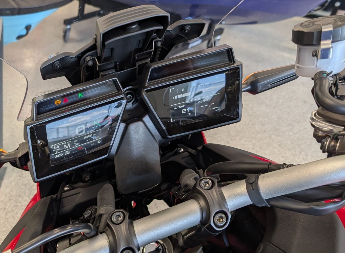 2022 TRACER 9 GT ONLY 5265KMS! FINANCING AVAILABLE