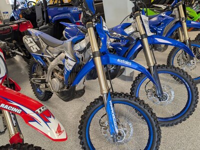 2023 YAMAHA WR250F WITH ONLY 19 HOURS!! - JUST TRADED!