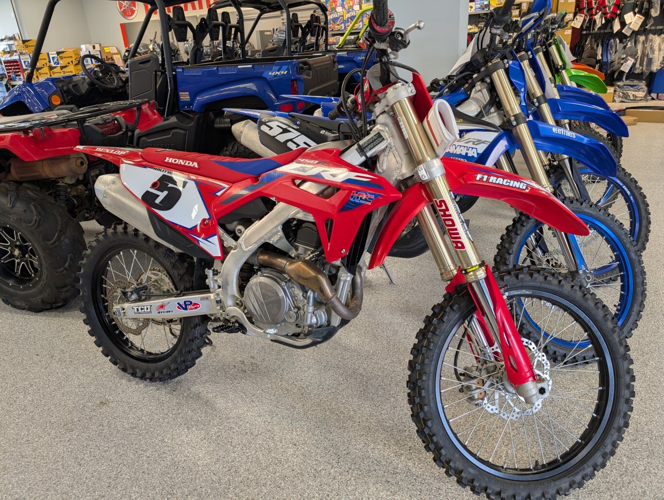 2023 HONDA CRF450R 7495 $ PLUS TAXES FINANCEMENT DISPONIBLE