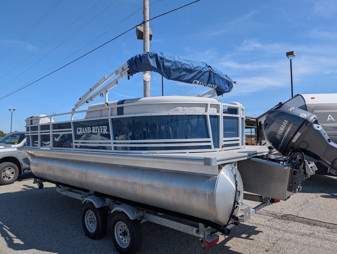FRESH TRADE! 2023 GRAND RIVER 22GRS POWERED BY YAMAHA 70HP 4 STROKE GENTLY USED! TANDEM TRAILER INCLUDED!! FINANCE FOR AS LITTLE AS $87 WEEKLY WITH ZERO DOWN!!