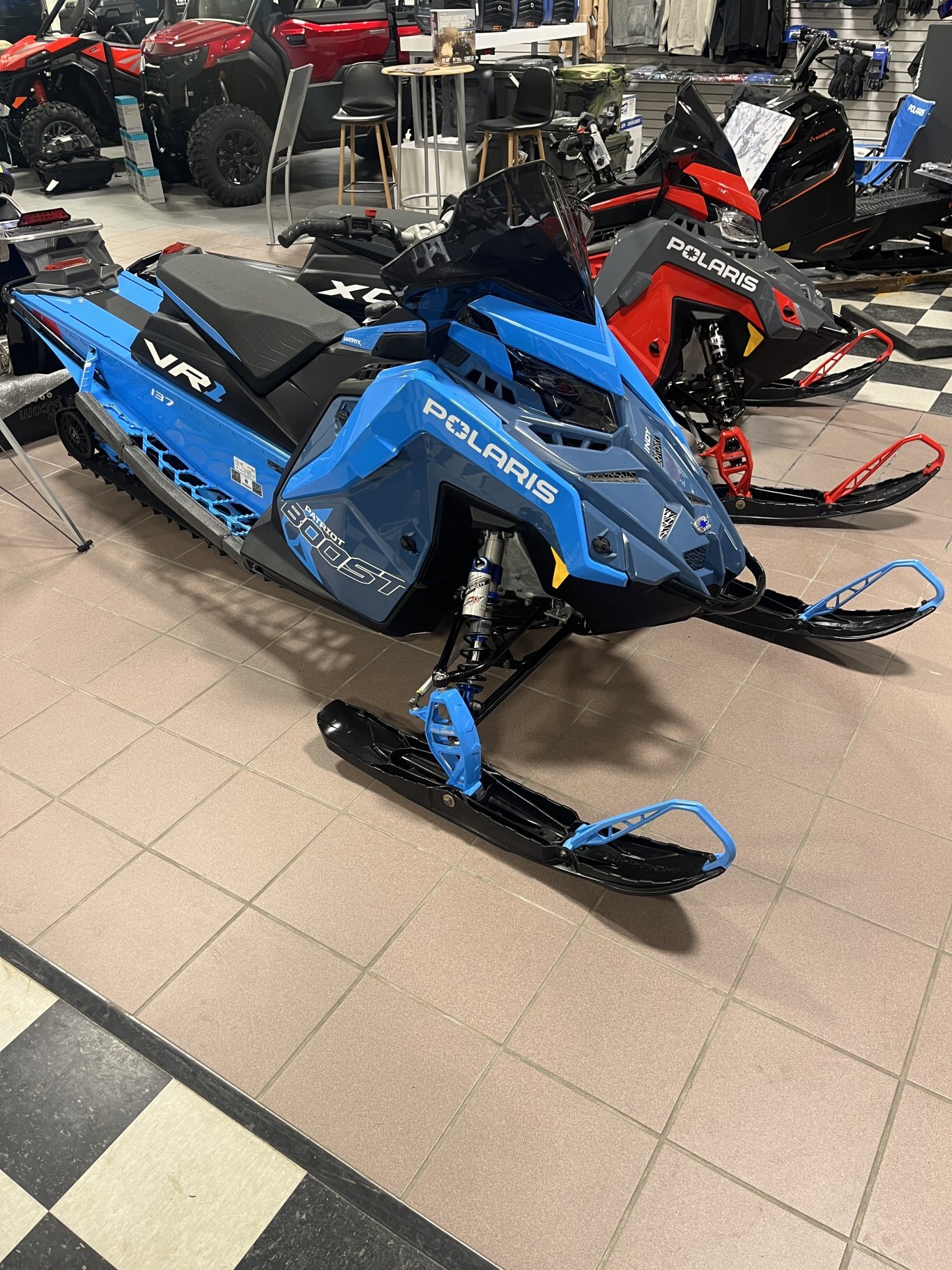 2024 Polaris INDY VR1 Patriot Boost 137