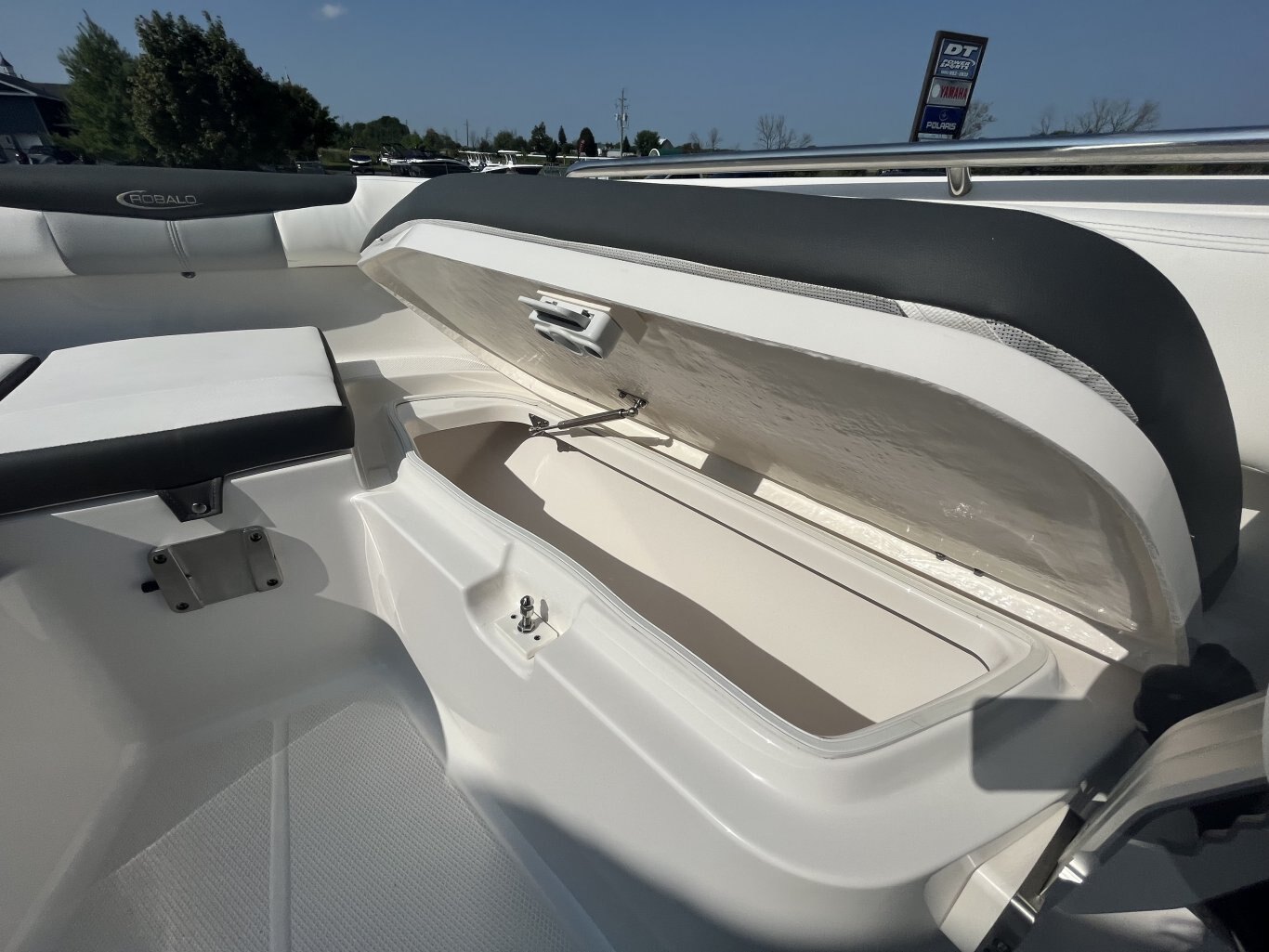 2024 Robalo 202EXPLORER