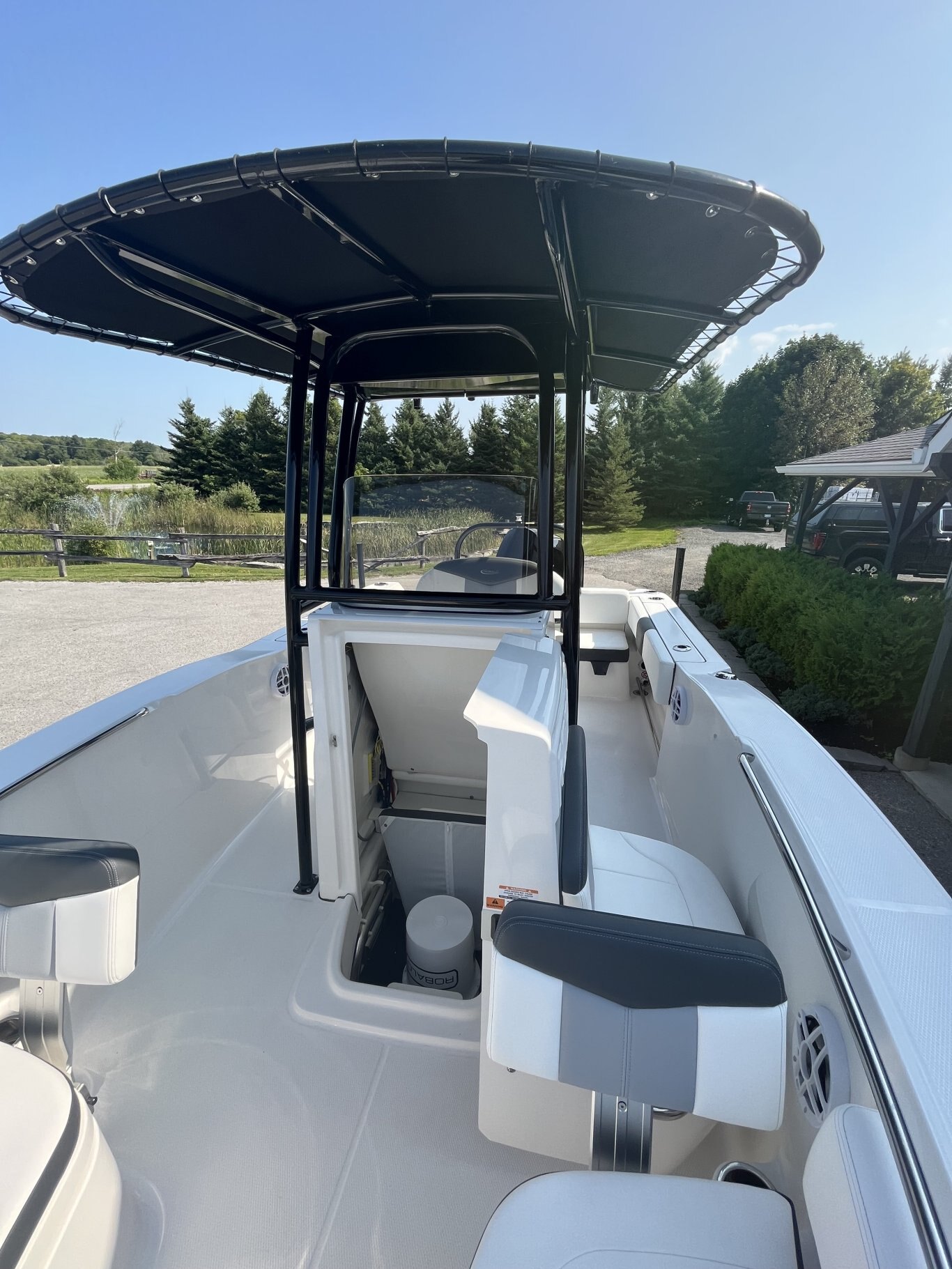 2024 Robalo 202EXPLORER