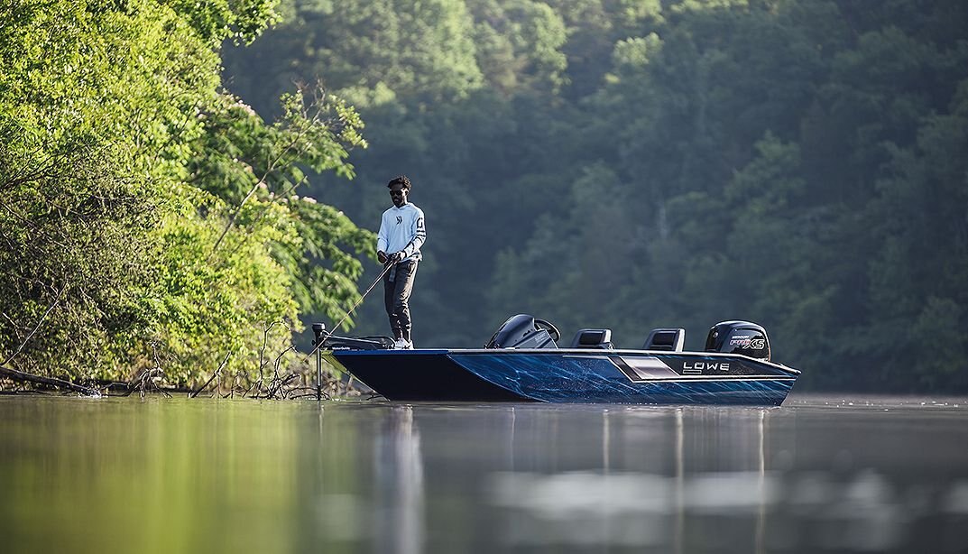 2025 Lowe Boats Stinger 188 Metallic Black