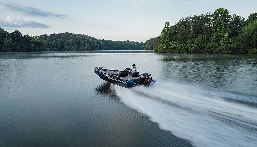 2025 Lowe Boats Stinger 188 Candy Apple Red