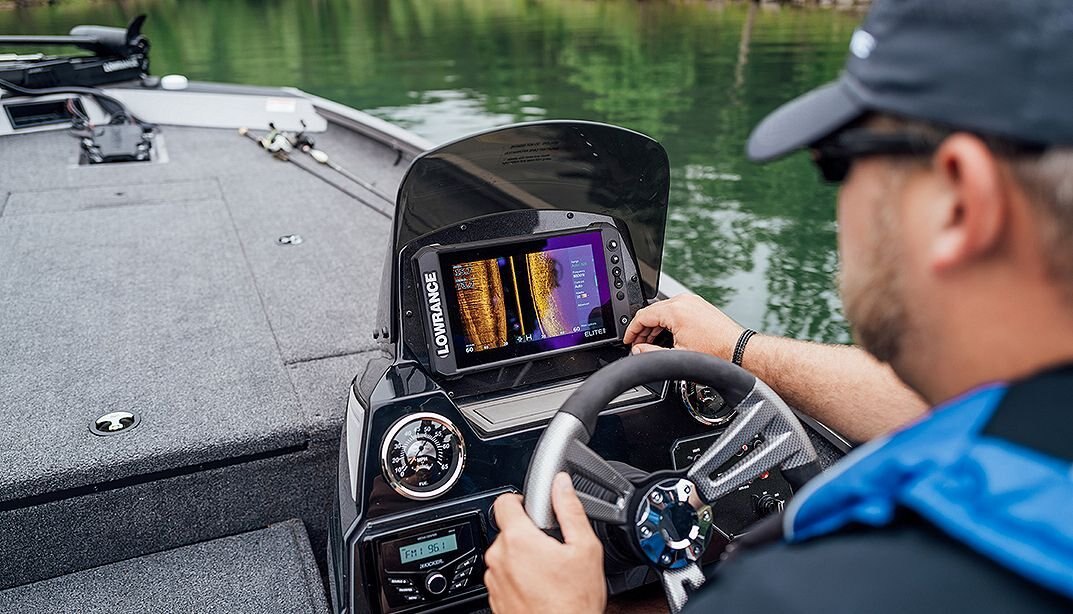 2025 Lowe Boats Stinger 195B Candy Apple Red