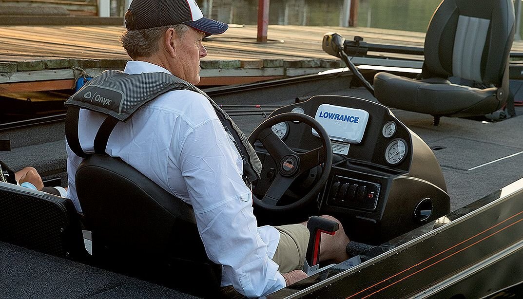 2025 Lowe Boats Legacy Bright White Exterior Gray Poly Roughliner Splatter Black Interior Coating