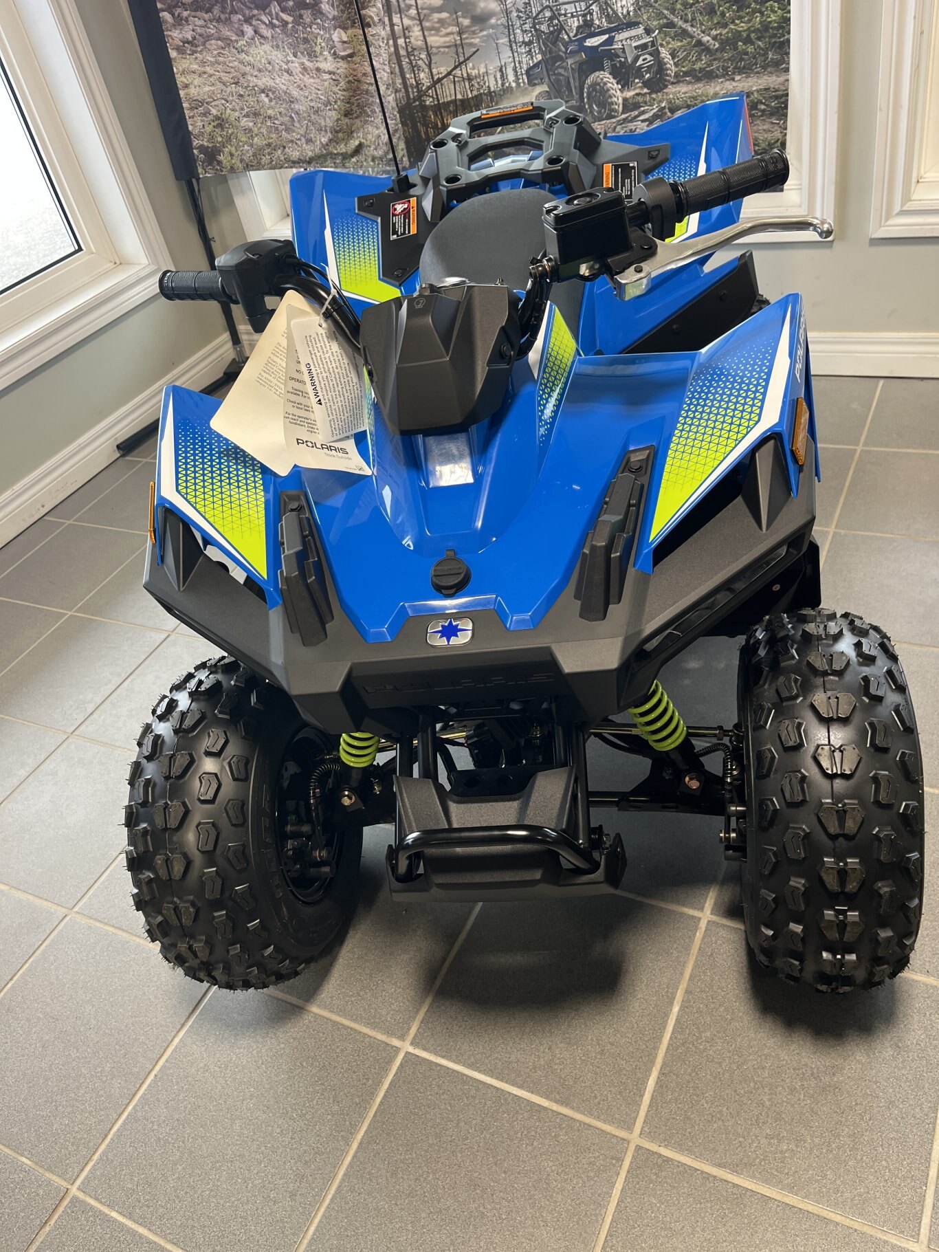 2024 Polaris INDY VR1 Patriot Boost 137