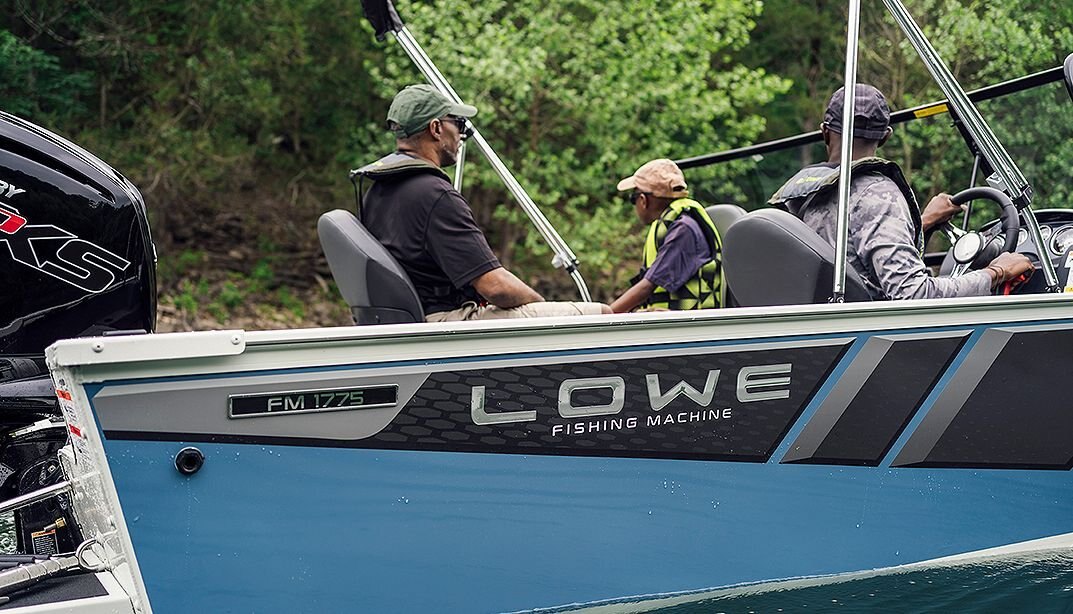 2025 Lowe Boats FM 1775 WT Metallic Black