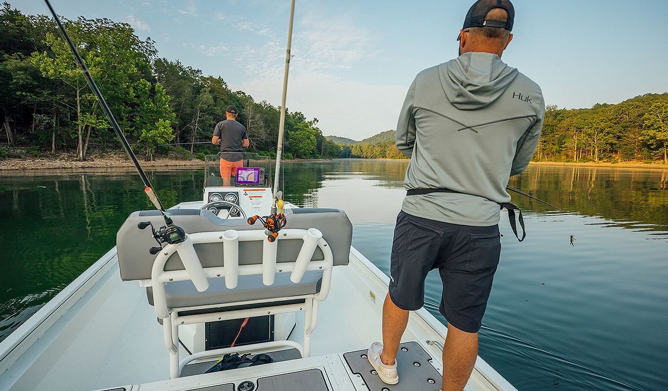 2025 Lowe Boats Bay 22 Infused Red/Black Graphic (Available only with Metallic Black Hull or Bright White Hull)