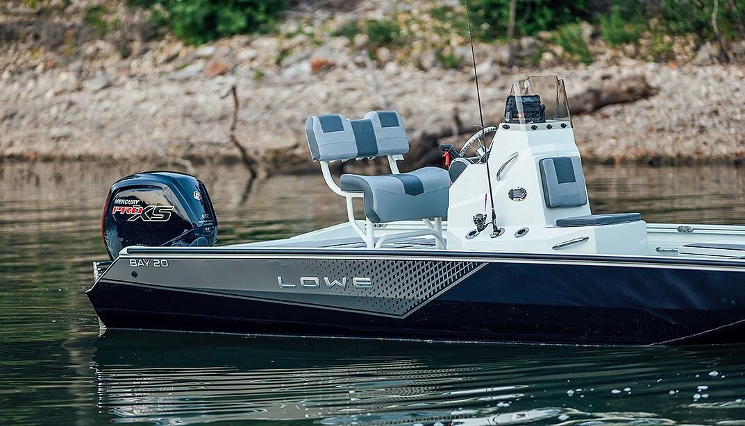 2025 Lowe Boats Bay 20 Harbor Metallic/Black Graphic (Available with all Hull Colors)