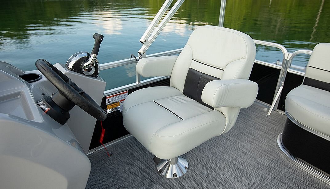 2025 Lowe Boats Ultra 202 Fish & Cruise Metallic Black Exterior Beige Upholstery with Cafe Accents