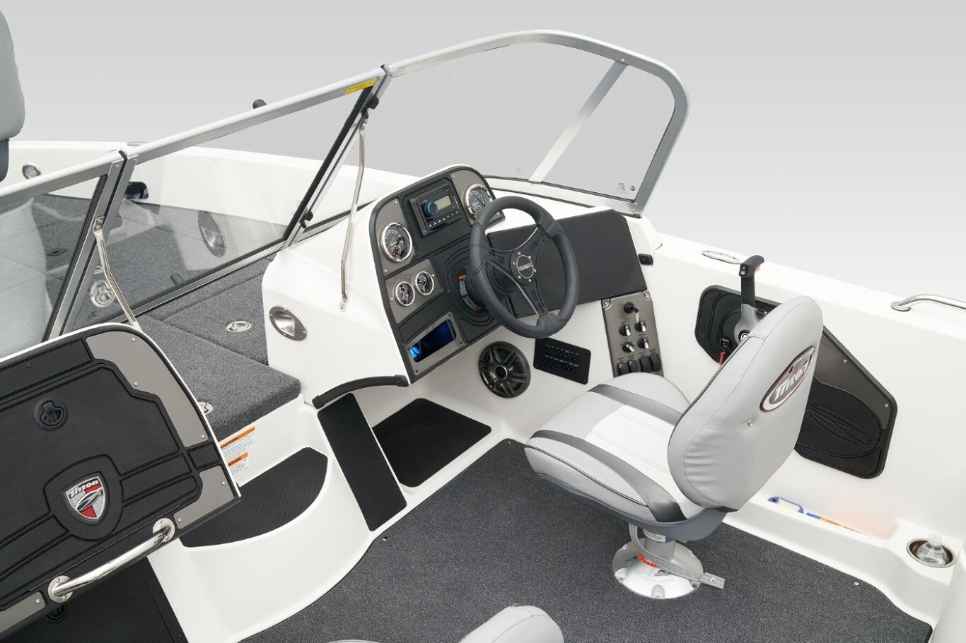 2025 Triton 206 Fishunter