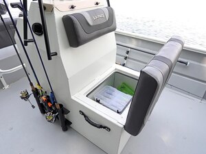2026 Lund 2070 Predator SS