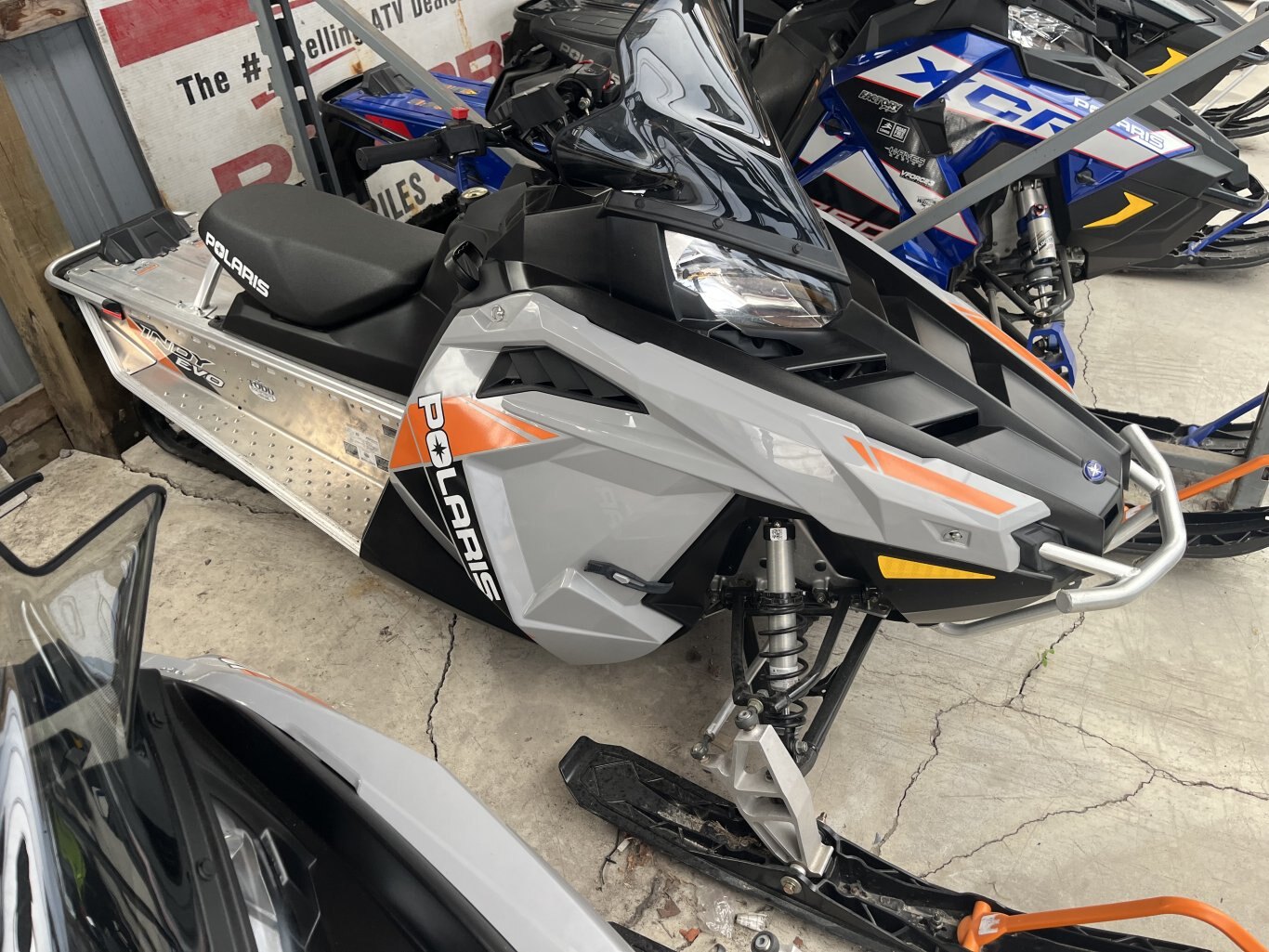 2026 SNO-26 BOOST INDY VR1 DYNMX 137 Patriot Boost