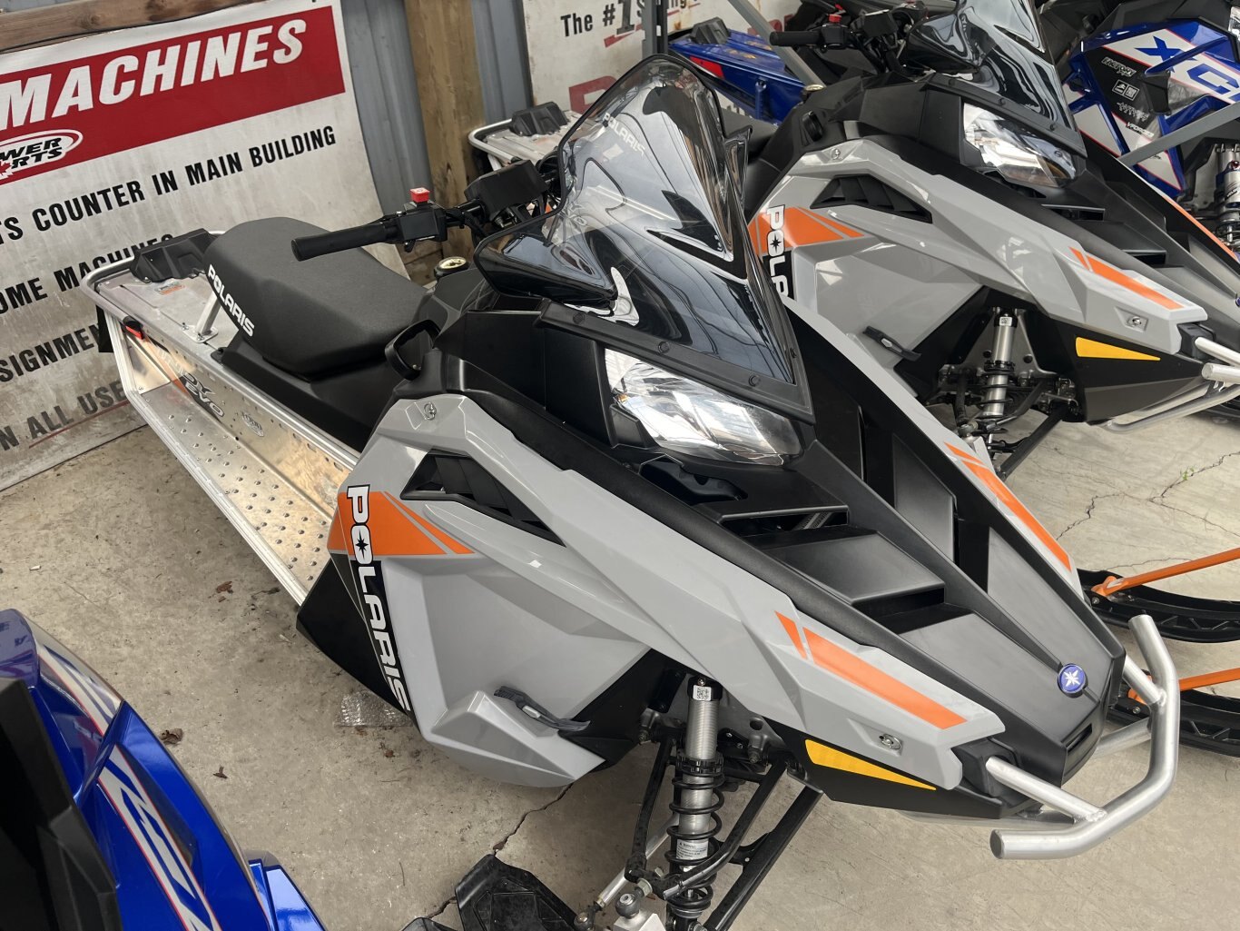 2026 SNO-26 9R INDY XCR 137 Patriot 9R