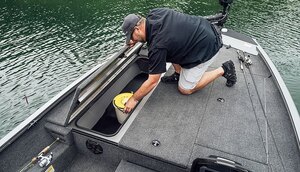2026 Lowe Boats Stinger 195B Metallic Silver