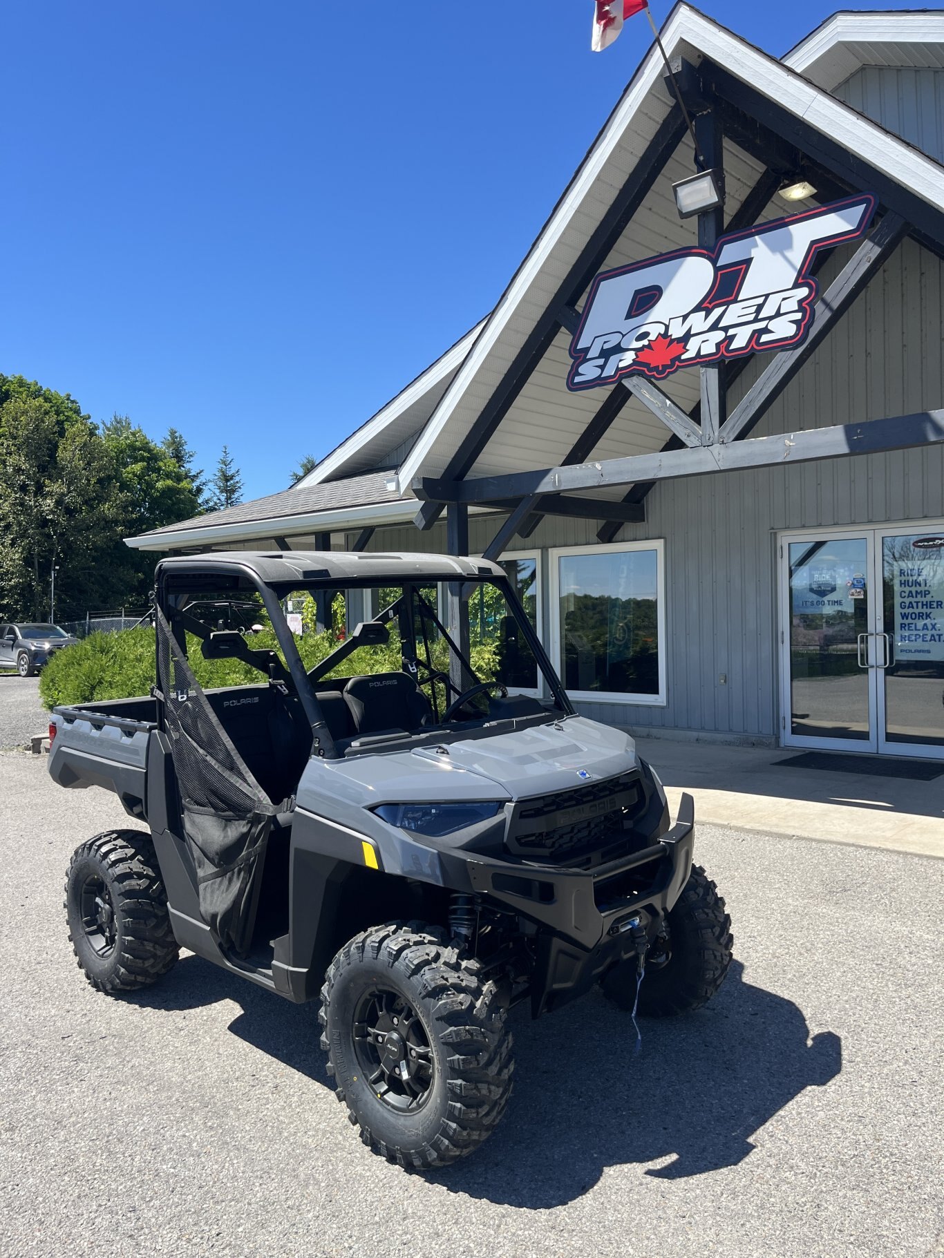 2026 SPORTSMAN 570 TRAIL ONYX BLACK Trail