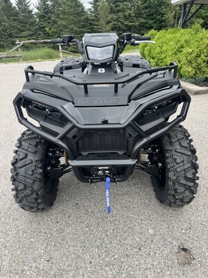 2026 SPORTSMAN 570 TRAIL ONYX BLACK Trail